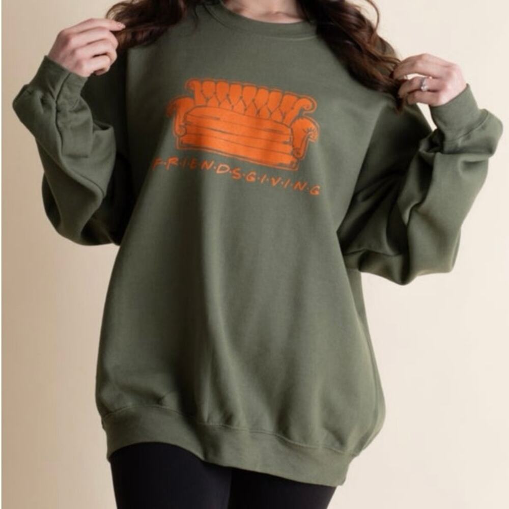 NEW Gildan Friendsgiving Sweatshirt Green Orange Couch Graphic Cozy Fall Top